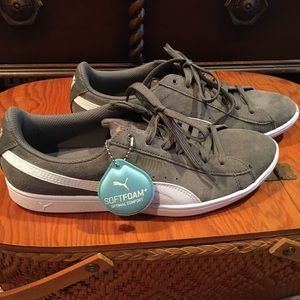 Puma Vikky Suede Sneaker